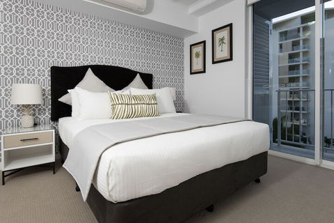 Riviera Mackay - Dalby Accommodation 5