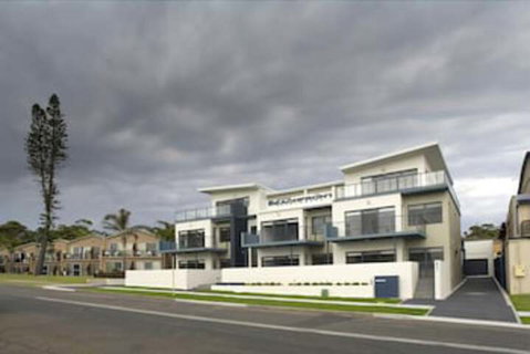 Mollymook Beachfront Executive Apartment - Dalby Accommodation 0
