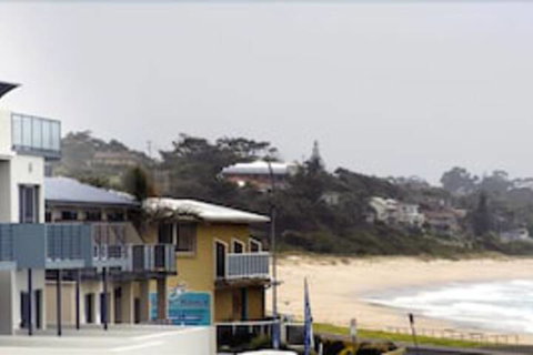Mollymook Beachfront Executive Apartment - Dalby Accommodation 2