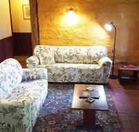 Treenbrook Cottages - Dalby Accommodation