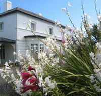 The Grove Cottages - Dalby Accommodation