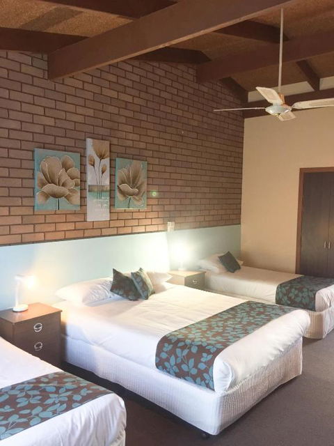 Bakery Park Motor Inn - Dalby Accommodation 2