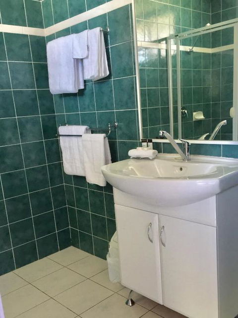 Bakery Park Motor Inn - Dalby Accommodation 3