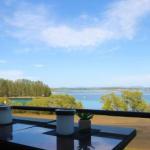 CHILL OUT LAKESIDE At FORSTER - Dalby Accommodation 0