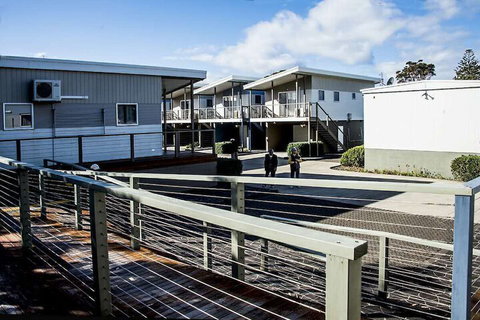 Jervis Bay Holiday Cabins - Dalby Accommodation 7