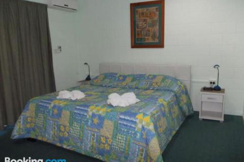 SeaEagles Beach Resort - Dalby Accommodation 4