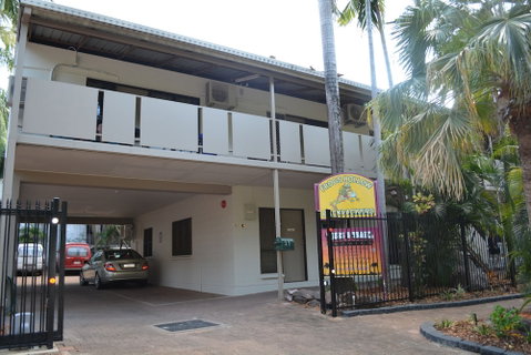 Frogshollow Backpackers - Dalby Accommodation 0