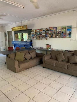 Frogshollow Backpackers - Dalby Accommodation 3