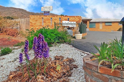 Almond Inn Motel - Dalby Accommodation 3