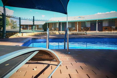 Almond Inn Motel - Dalby Accommodation 5