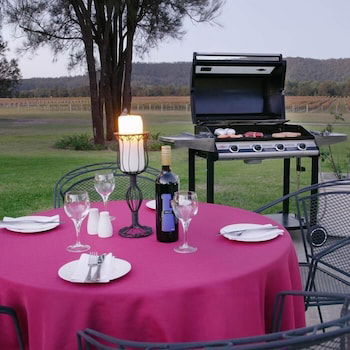 Nightingale Luxury Villas - Dalby Accommodation 1