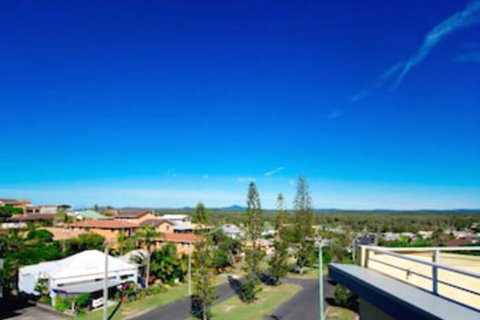 Seaspray Apartments - Dalby Accommodation 1
