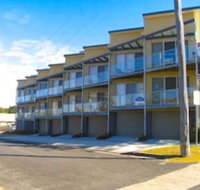 Seaspray Apartments - Dalby Accommodation
