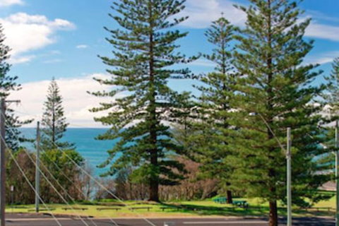Seaspray Apartments - Dalby Accommodation 6