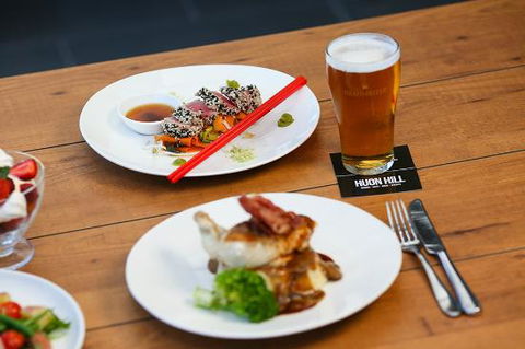 Huon Hill Tavern Wodonga - Dalby Accommodation 0