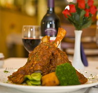 Rosina's On Young - Dalby Accommodation