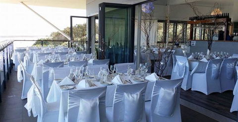 Lighthouse Beach Cafe - Dalby Accommodation 10