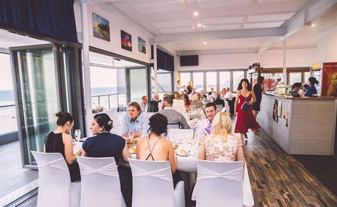 Lighthouse Beach Cafe - Dalby Accommodation 12