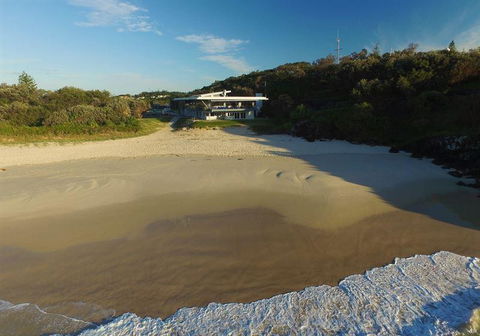 Lighthouse Beach Cafe - Dalby Accommodation 20