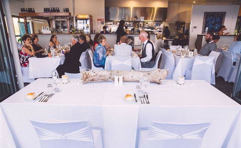 Lighthouse Beach Cafe - Dalby Accommodation 8