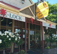 Wa-De-Lock Cellar Door - Dalby Accommodation