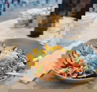 Four Little Foxes - Dalby Accommodation