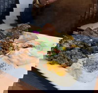 Cedar's Kitchen - Dalby Accommodation