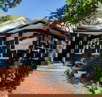 Clareville Kiosk - Dalby Accommodation
