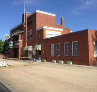 Horse and Jockey Hotel - Dalby Accommodation