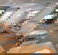 Australian Hotel Yass Bistro - Dalby Accommodation