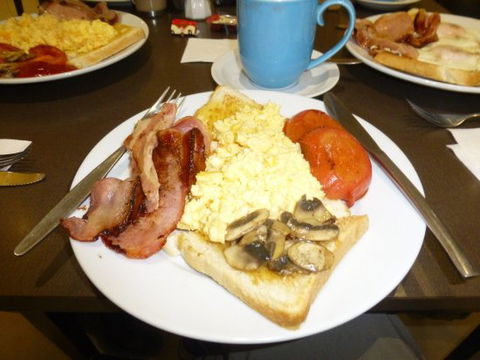 Cafe Bakery 285 - Dalby Accommodation 0