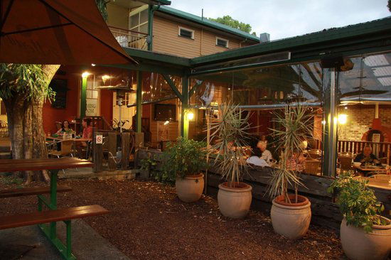 Eltham NSW Dalby Accommodation