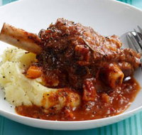 Lion of Waterloo Tavern - Dalby Accommodation