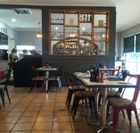 The Village - Where Food Meets Wine. - Dalby Accommodation