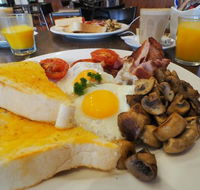 Hudsons of Dickson - Dalby Accommodation