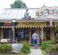 Bemboka Pie Shop - Dalby Accommodation