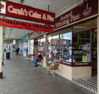 Carahs Cakes  Pies - Dalby Accommodation