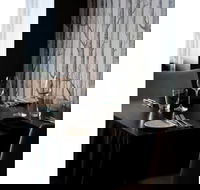 Co-Op Dining - Dalby Accommodation