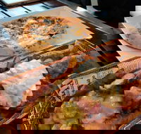 Sir John's Bar - Dalby Accommodation