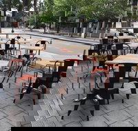 Ming's Pantry - Dalby Accommodation