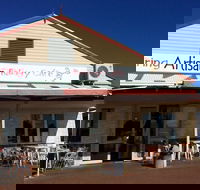 Mundaring Artisan Bakery Cafe - Dalby Accommodation