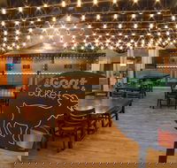 The Goat and Bucket - Dalby Accommodation