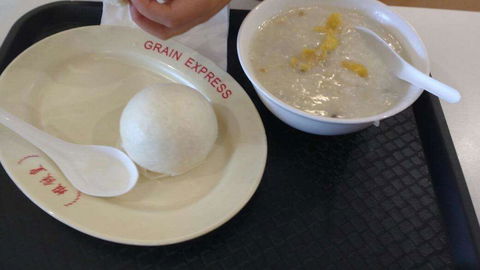 The Chicken Bar - Port Melbourne - Dalby Accommodation 0