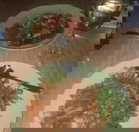 Garland Thai - Dalby Accommodation