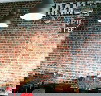 Steam  Wall - Dalby Accommodation
