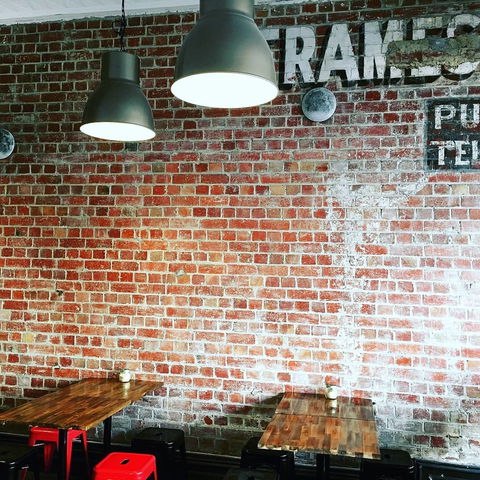 Steam & Wall - Dalby Accommodation 0