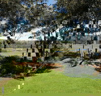 Woodlands Wines - Dalby Accommodation