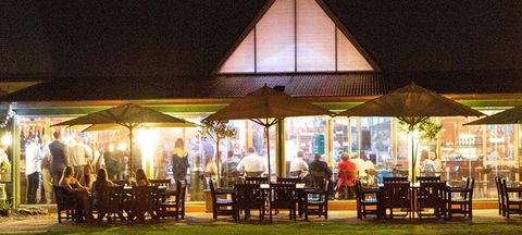 The Crossing Cafe & Restaurant - Dalby Accommodation 10