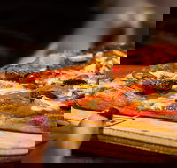 3 GRAINS- Roman Artisan Pizza - Dalby Accommodation