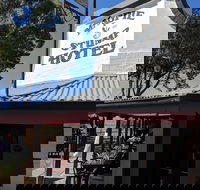 Magpie and Stump Hotel - Dalby Accommodation